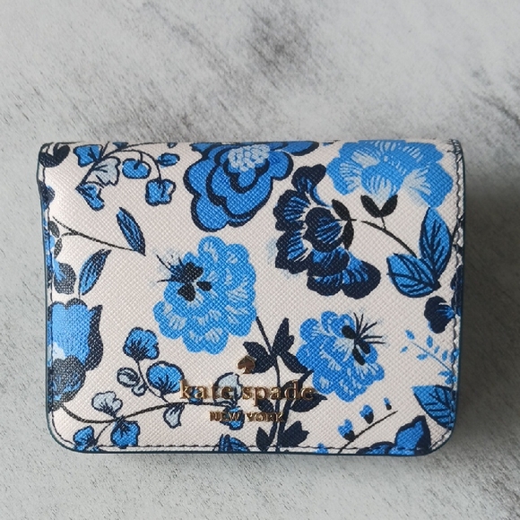 Kate Spade Madison Vase Floral Printed Med Blue White Bi-Fold Leather Wallet